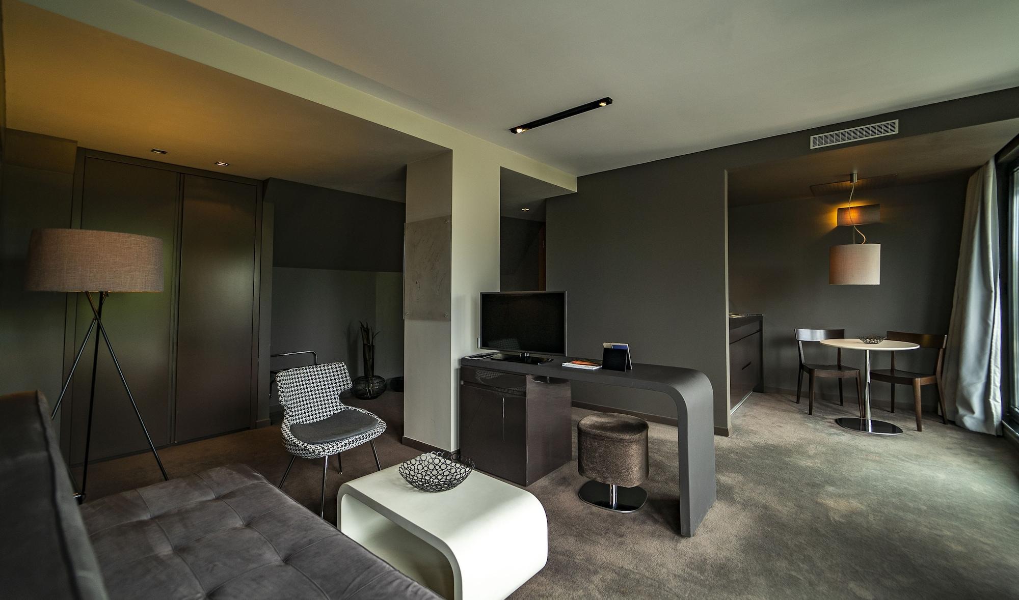 Modus Hotel Varna Bagian luar foto