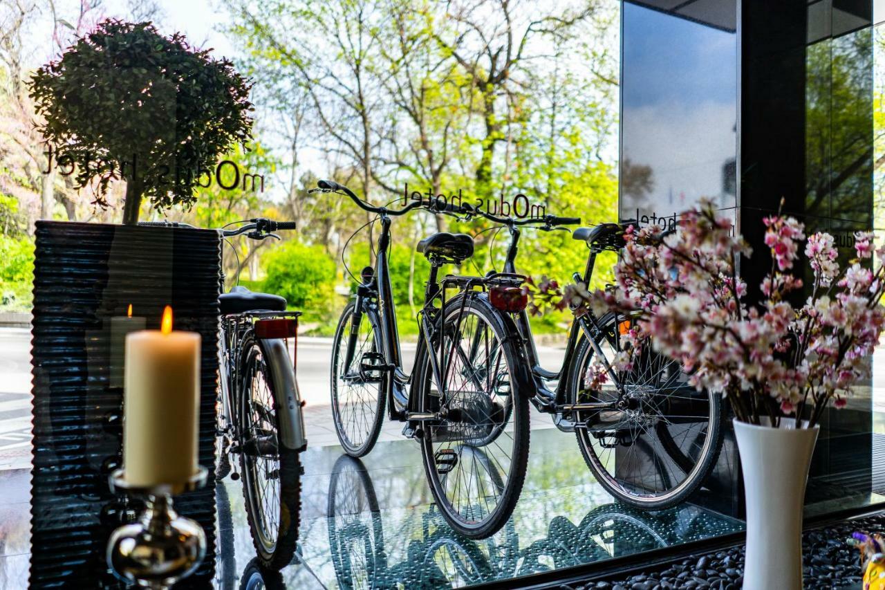 Modus Hotel Varna Bagian luar foto