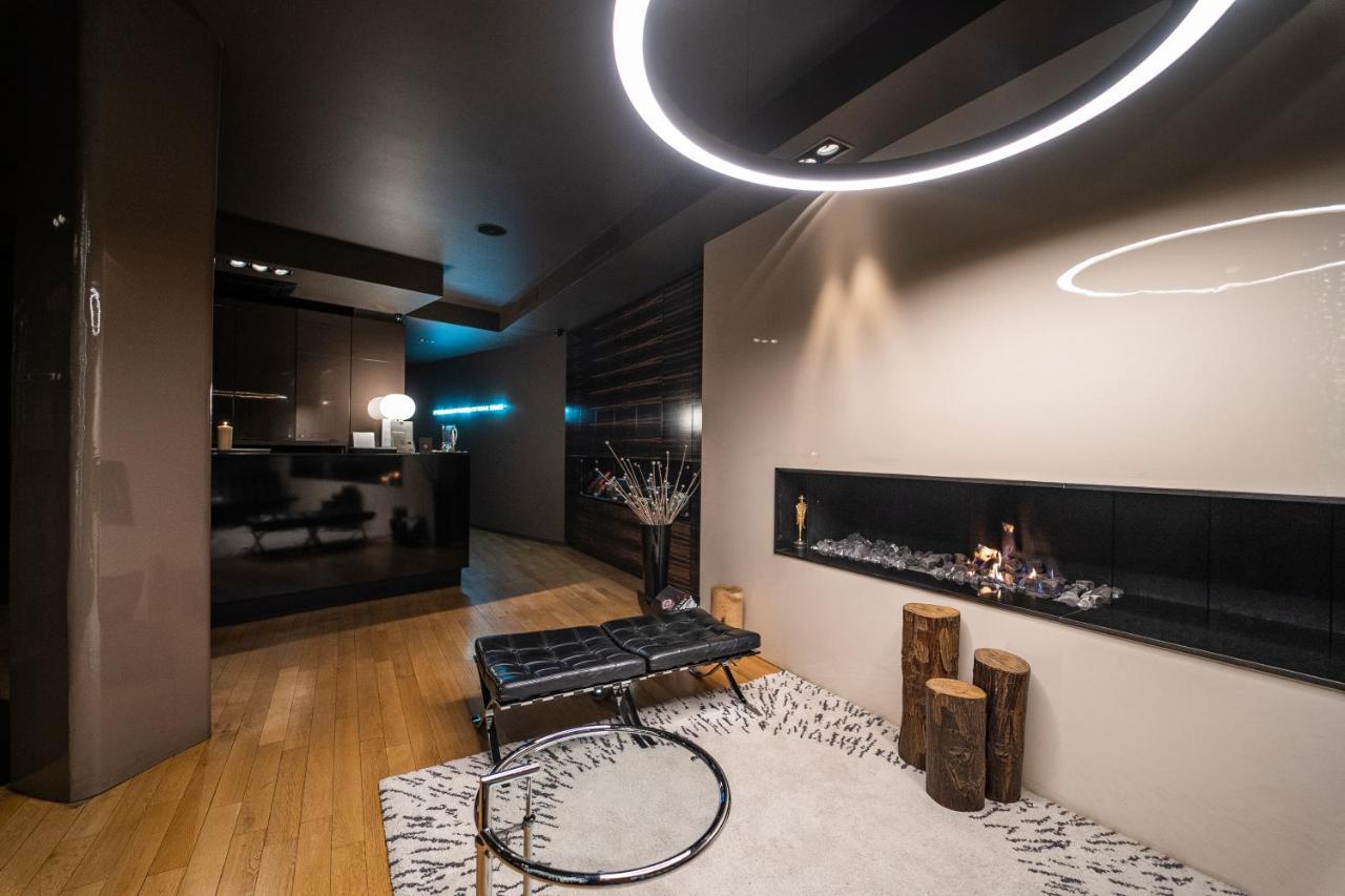 Modus Hotel Varna Bagian luar foto